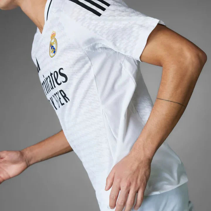 CAMISETA REAL MADRID 2024 VERSION PLAYER
