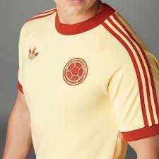 CAMISETA COLOMBIA VERSION RETRO